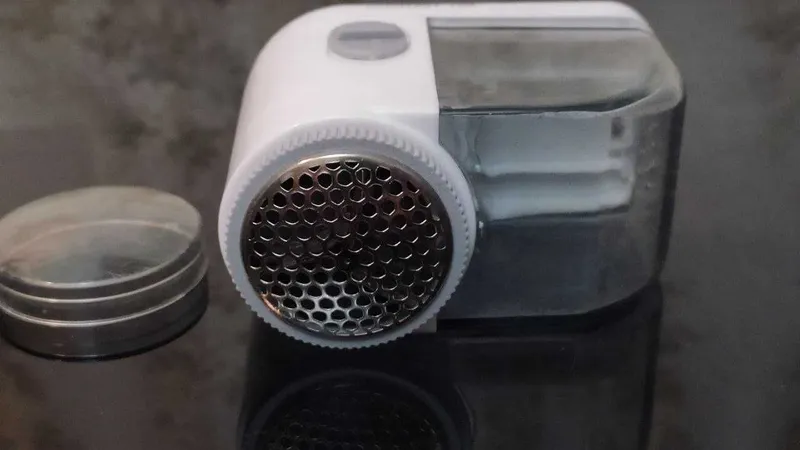 Polaris lint remover - удалитель катышков 2 Polaris lint remover - удалитель катышков 2
