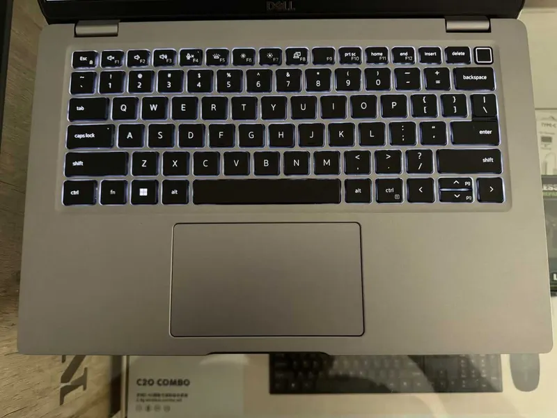 DELL Latitude 5430 Intel Core i5-1245U, 16 GB tezkor xotira, 256 GB SSD 4 DELL Latitude 5430 Intel Core i5-1245U, 16 GB tezkor xotira, 256 GB SSD 4