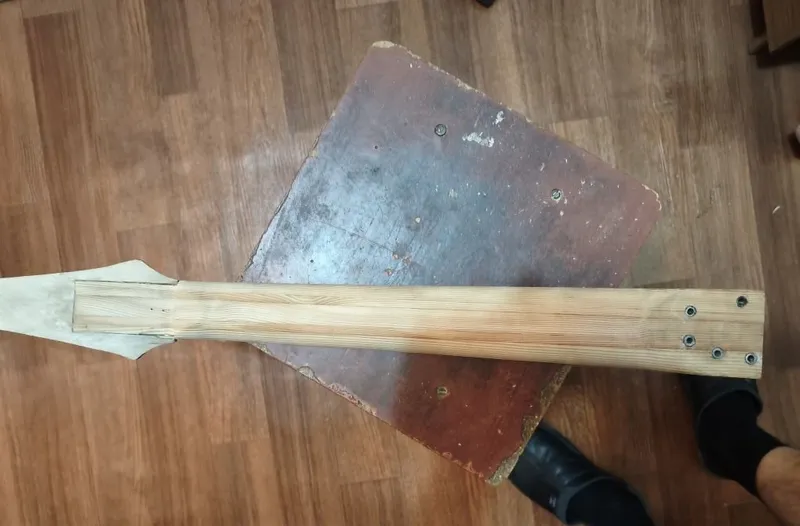 Sakkiz torli gitara loyihasi 5 Sakkiz torli gitara loyihasi 5