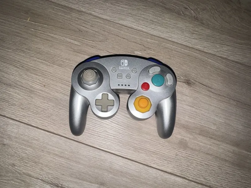 Продаю Nintendo Switch — Мега-комплект (много игр + аксессуары) 3