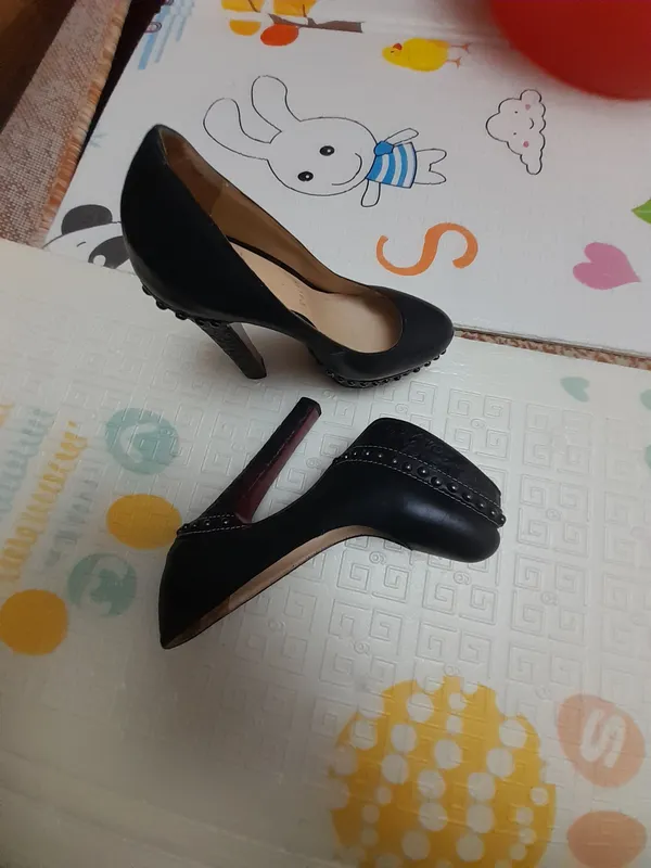 Louboutin tuflilari 2