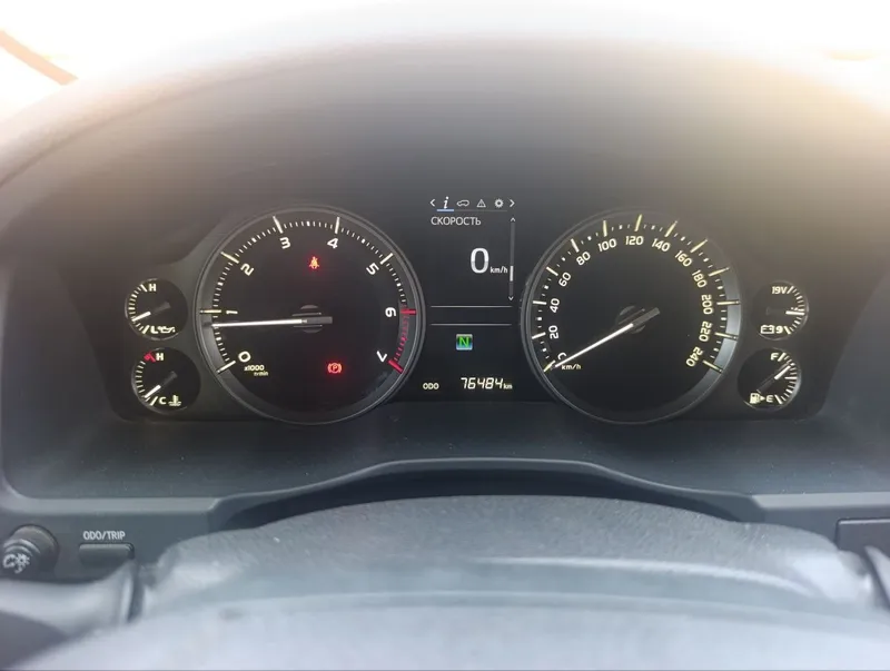 TOYOTA Land cruiser 200 9 TOYOTA Land cruiser 200 9
