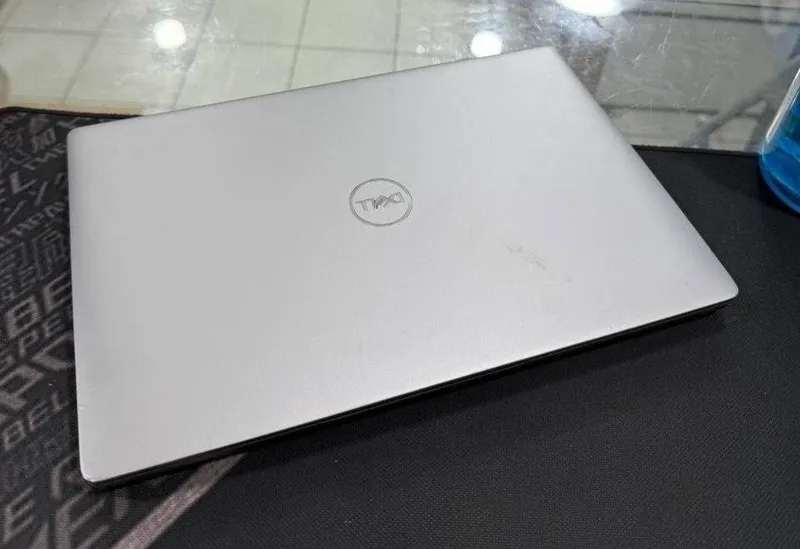 Ноутбук dell Isperon5400 — фото 3