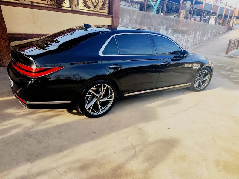 Genesis G90 long VIP xizmati. English speaking driver. VIP Transfer ca — фото 2