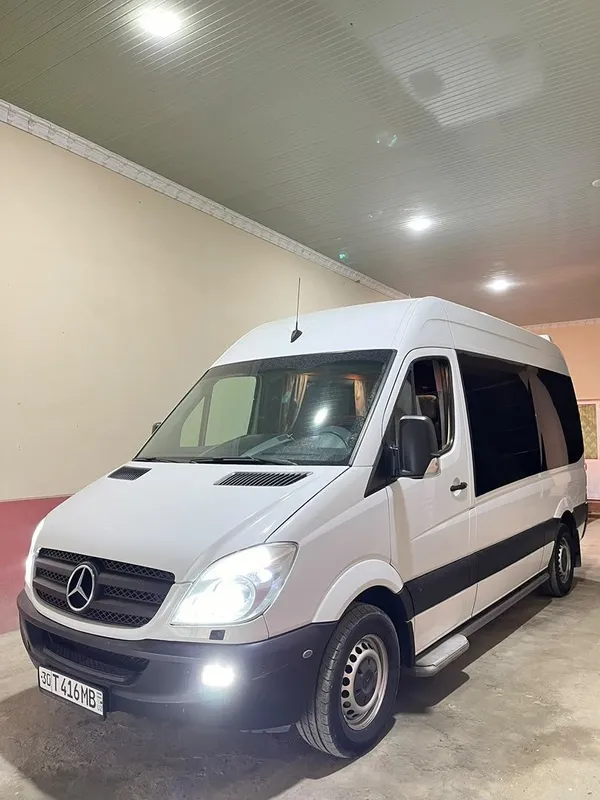 Mercedes Benz Sprinter 5 Mercedes Benz Sprinter 5