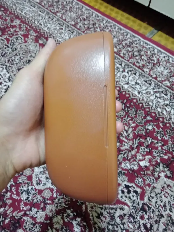Очки Ray Ban Fake и пауэрбанк 1