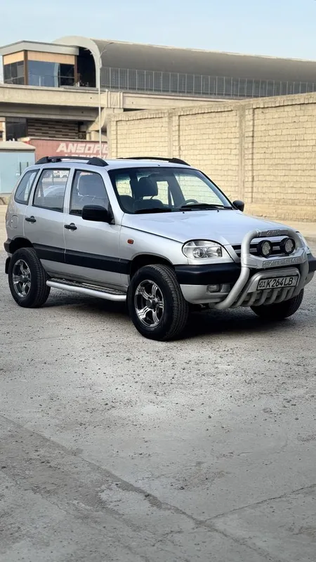 Niva chevrolet 2003 yil toza