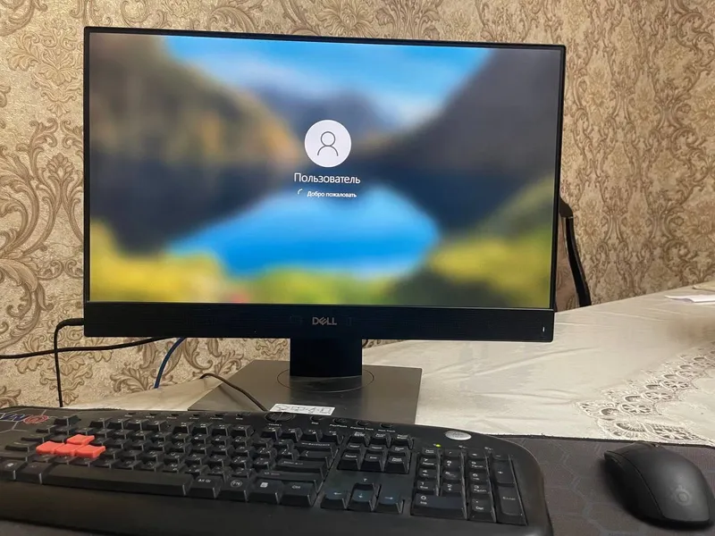 Monoblok Intel i5-10400 | 16 GB RAM | 1.76 TB HDD | Windows 10 Pro