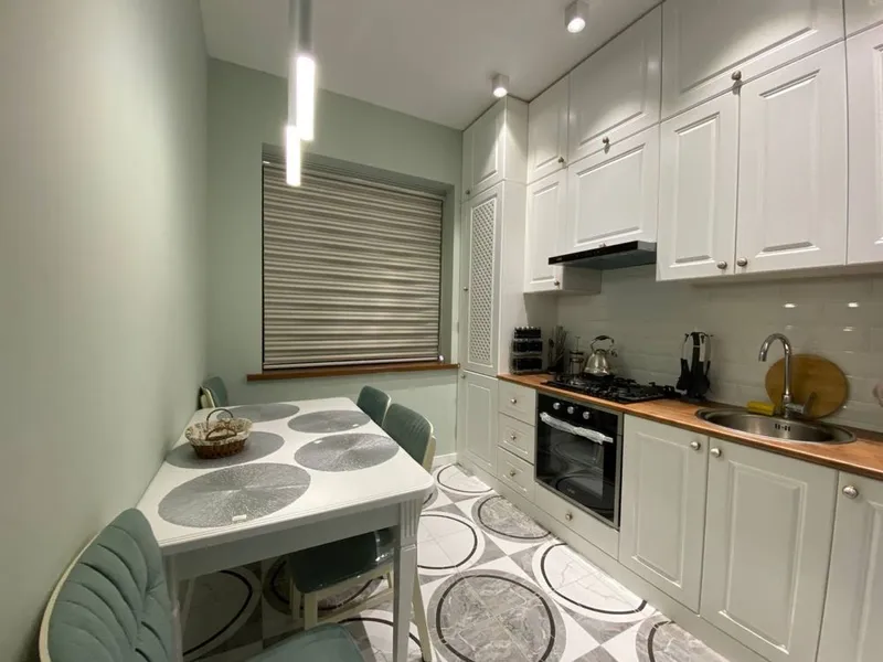 Сдаётся Евро Luxure Квартира Яккасарайский район Ор-р 8 Роддом — фото 3