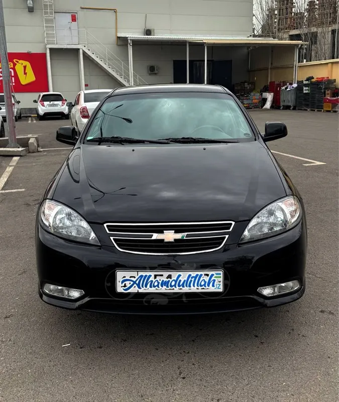 Chevrolet Jentra 2023~2024 qora metan gaz bez lyuk — фото 1