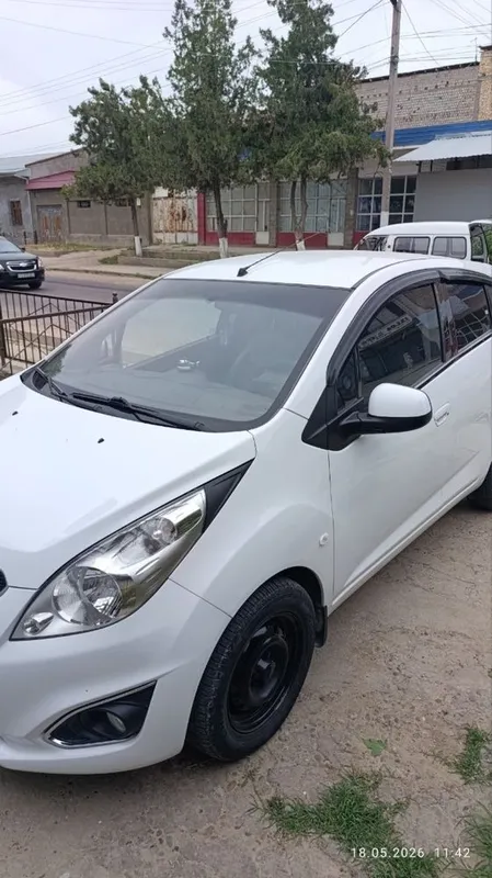 Chevrolet spark 2020 год — фото 1