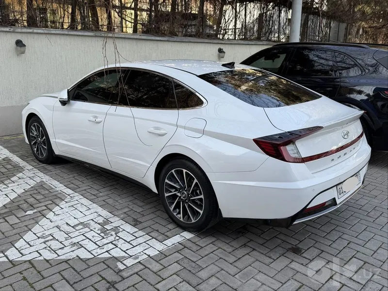 Hyundai Sonata 2022г 66тыс км 4 Hyundai Sonata 2022г 66тыс км 4