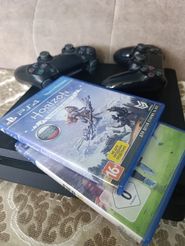 PS4 SONY 2
