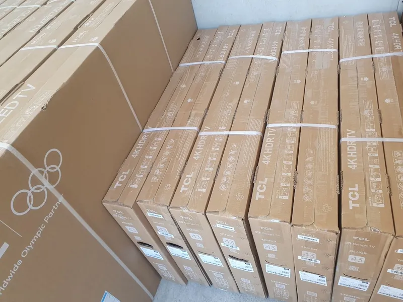 Телевизор TCL 43V6C — фото 3