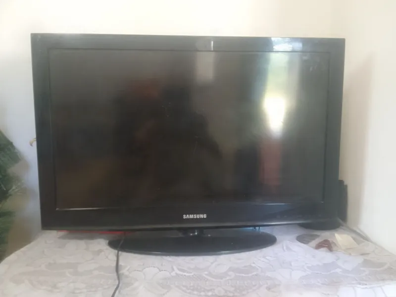 Телевизор Samsung 40" 1 Телевизор Samsung 40" 1