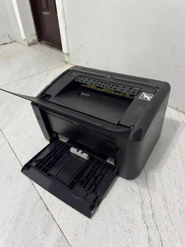 Canon lbp3010b printer oq-qora lazerniy holati ideal aybi yo — фото 2