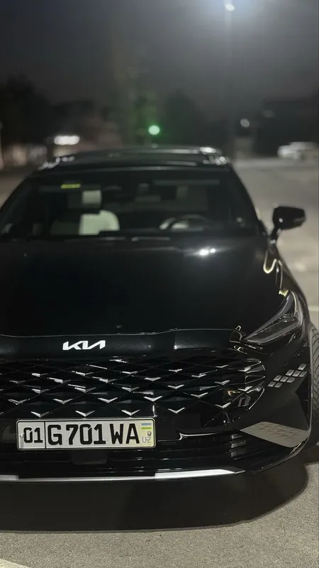 Продаю свой автомобиль Kia K8 бизнес-класса. 1 Продаю свой автомобиль Kia K8 бизнес-класса. 1