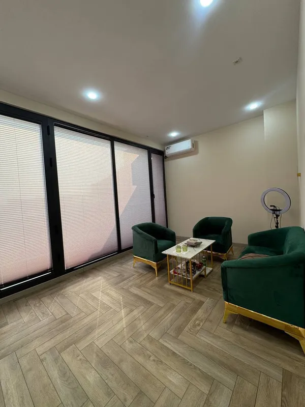 4 xonali kvartira, 305 m2, Yunusobod 4