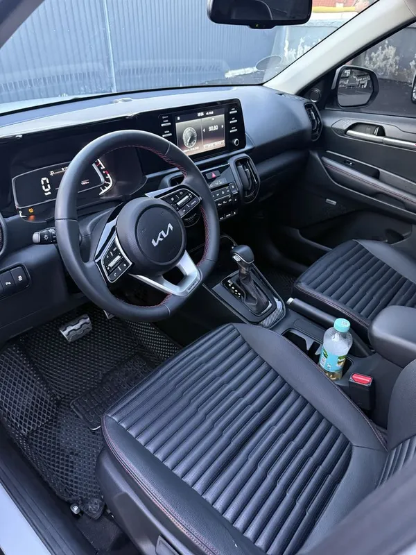 Срочно продается KIA SONET 3 поз фулл — фото 4