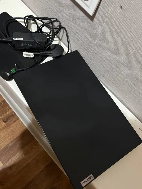 Продается ноутбук Lenovo.Состояние идеальное