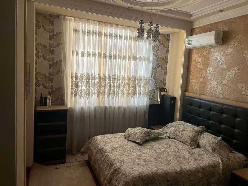 Срочный сдаётся квартира ц 5 артел дом 3 комнита навастиройка 1000$