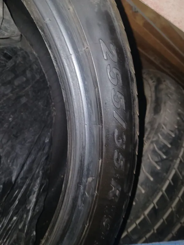 Срочно Pirelli ZERO 255/35/19 продам шыны 6