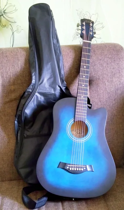 Beriladigan narsalar gitara,chihol,sim