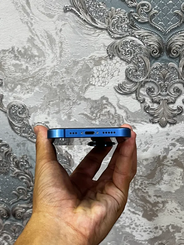 iPhone 13 4 iPhone 13 4