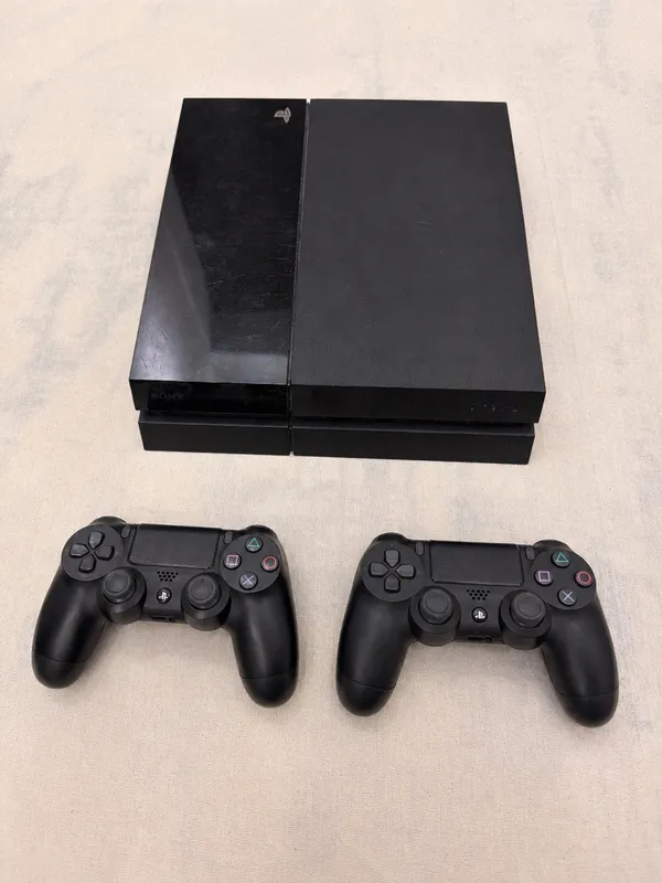 4 PlayStation + 2 ta joystick + 5 ta o‘yin 2