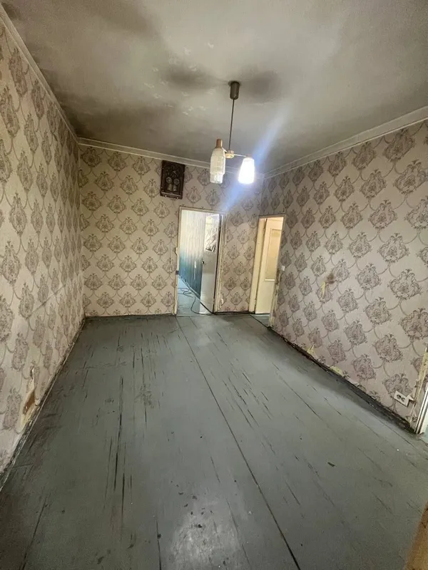 Продам Чиланзар 3 кв 2/1/4 срочно