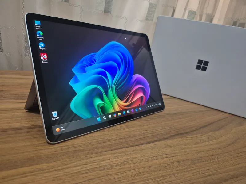 Microsoft Surface Pro 12 — фото 2