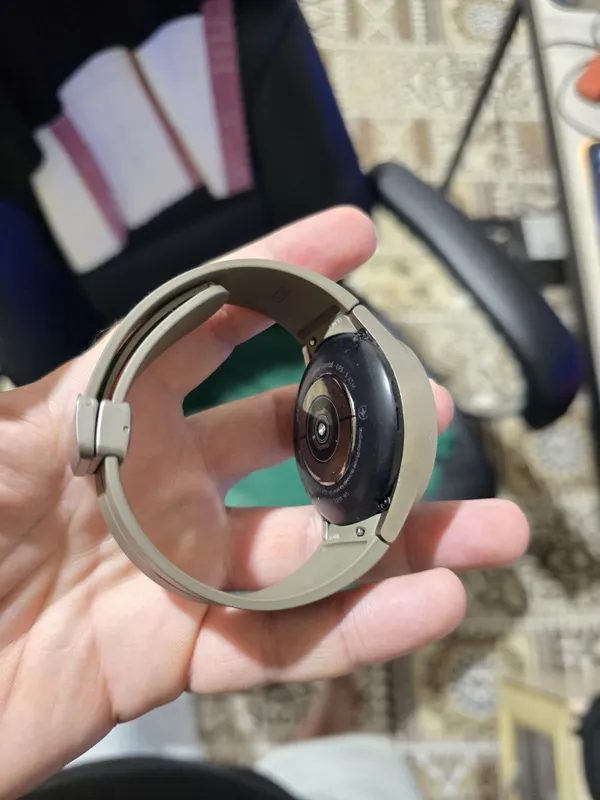 Galaxy Watch 5 pro titan brown 3