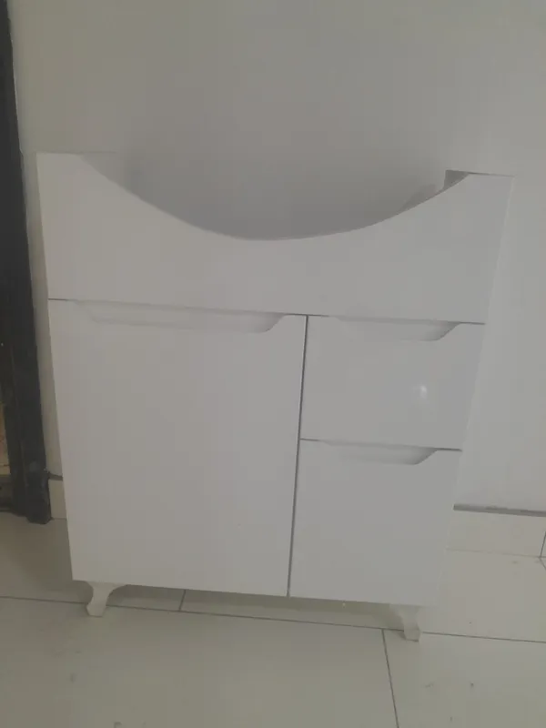 rakvina shkaf vanna uchun 3 rakvina shkaf vanna uchun 3