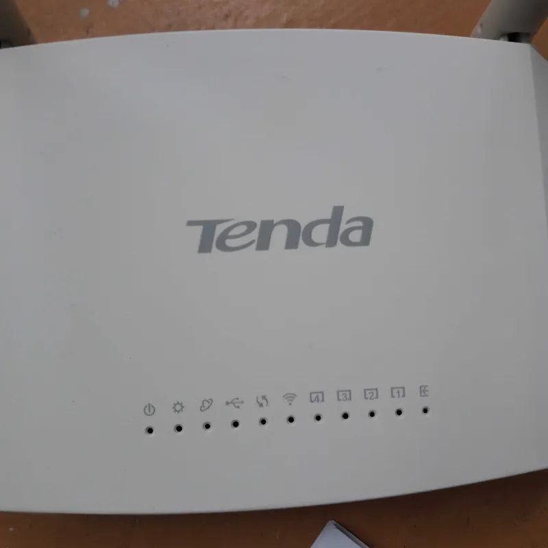 Tenda wi-fi router — фото 1