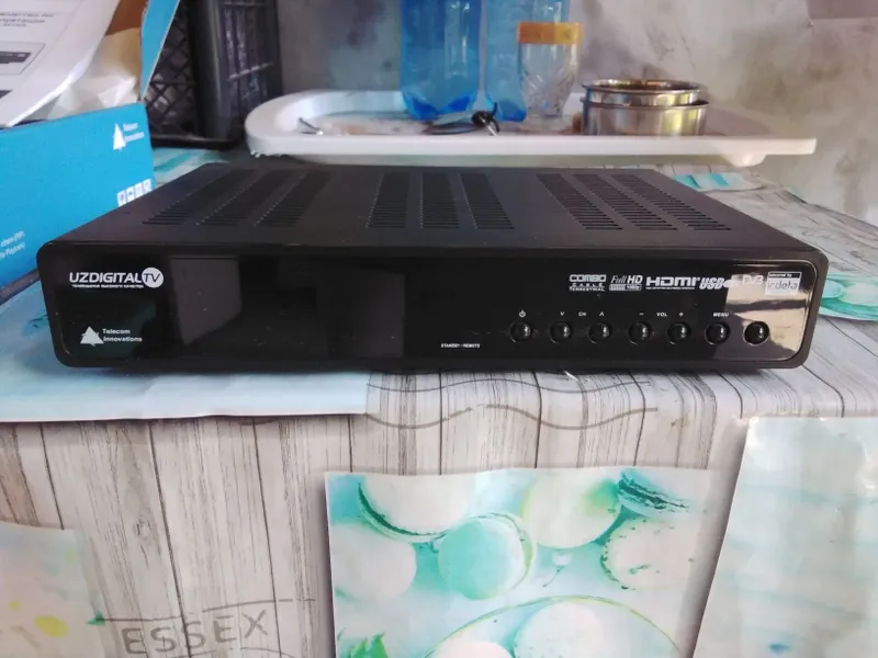 Продаётся тюнер ! Uzdigital TV ! 4