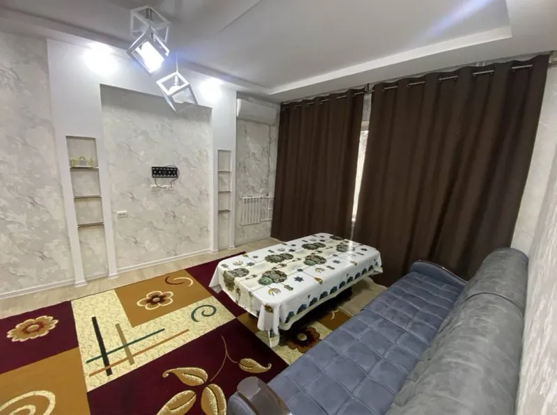 Ijaraga beriladi 2xonali 2 chi qavatda joylashgan 300$ 2 Ijaraga beriladi 2xonali 2 chi qavatda joylashgan 300$ 2