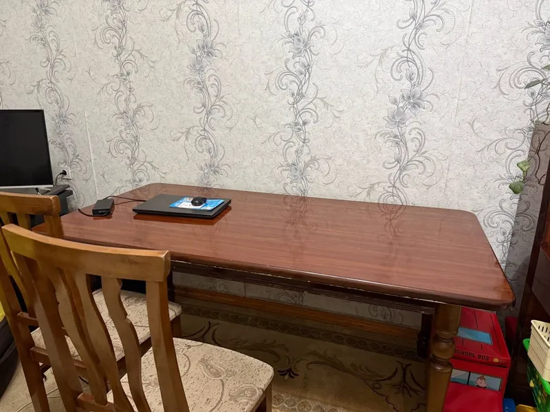 Продается стол обеденный 180×90 и 6 стульев б/у Есть еще другая мебель