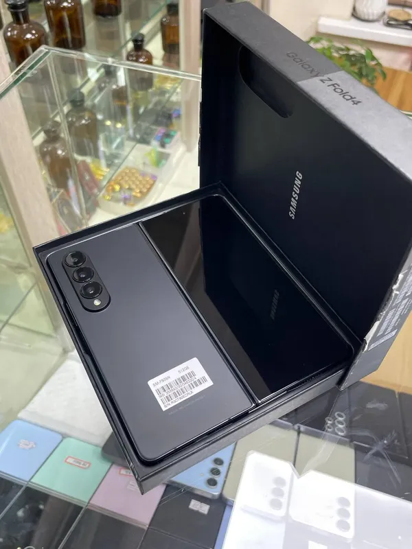 Samsung Fold 4 5G 2