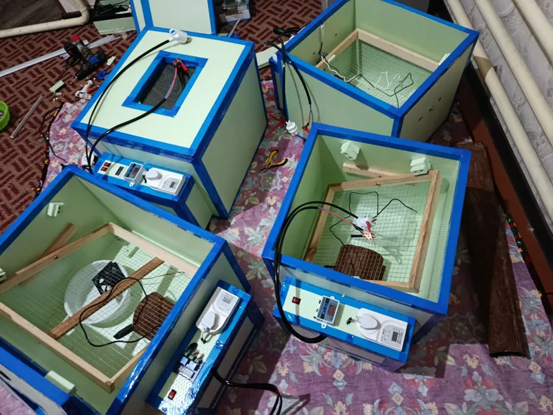 Inkubator 12v/220votli ishlaykon