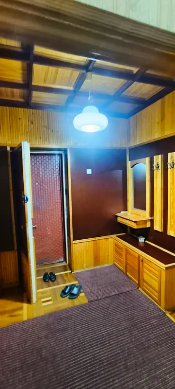 продается Срочно 2комн метро шахристон 5