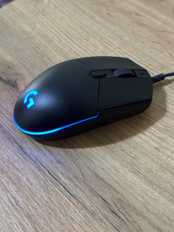 Logitech G102 mishka + noutbuk + covrik — фото 1
