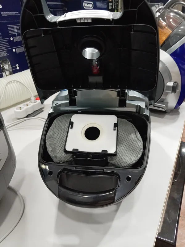 Пылесос мишкавой Midea MKZC 400 5