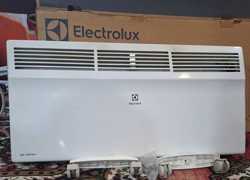 Продам б/у Конвектор электрический Electrolux ECH/AS-2000 MR 1 Продам б/у Конвектор электрический Electrolux ECH/AS-2000 MR 1
