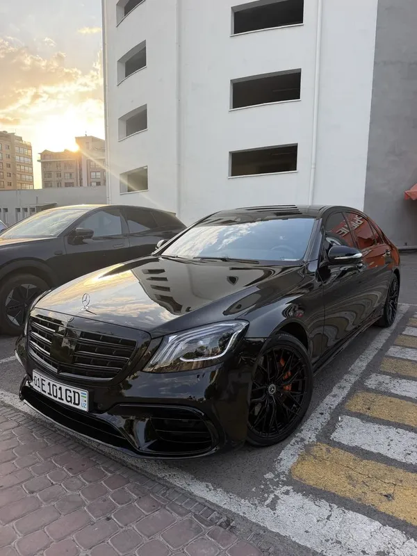 Mercedes Benz W222 S550 2 Mercedes Benz W222 S550 2