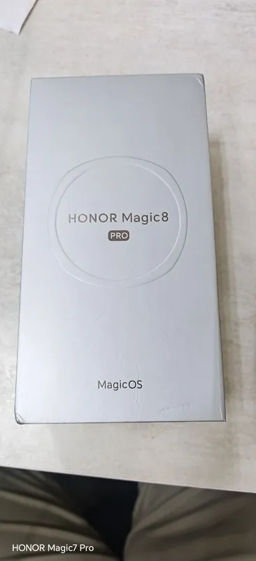 Honor Magic 8 Pro 16/512 China sotaman 2 Honor Magic 8 Pro 16/512 China sotaman 2