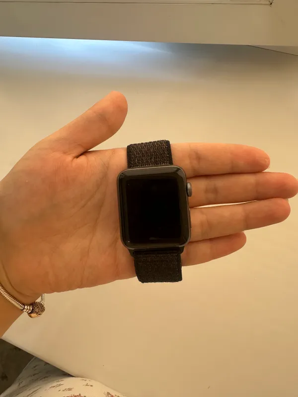 IWatch series 3 (42 mm) 2