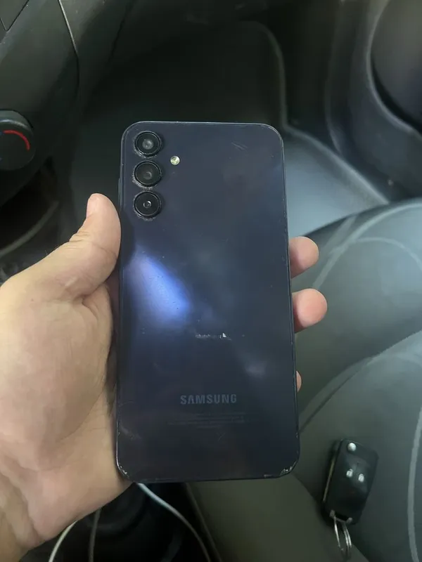 Samsung A15 sotiladi xolati ortacha. 3 Samsung A15 sotiladi xolati ortacha. 3