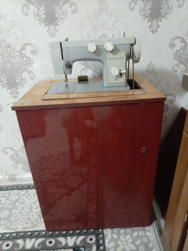 Tikish moshinasi 850som kelishildi holati yaxshi