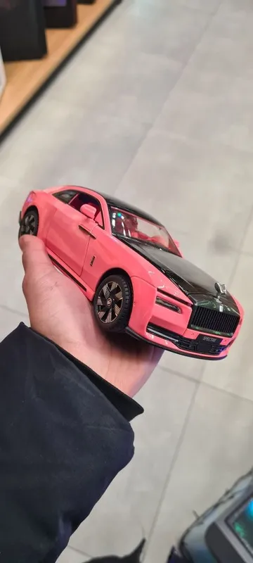 Rolls Royce maket varianti o'yinchoq 2