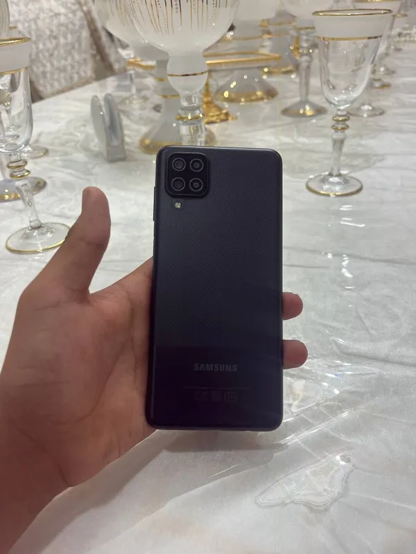 samsung A12.32gb 1